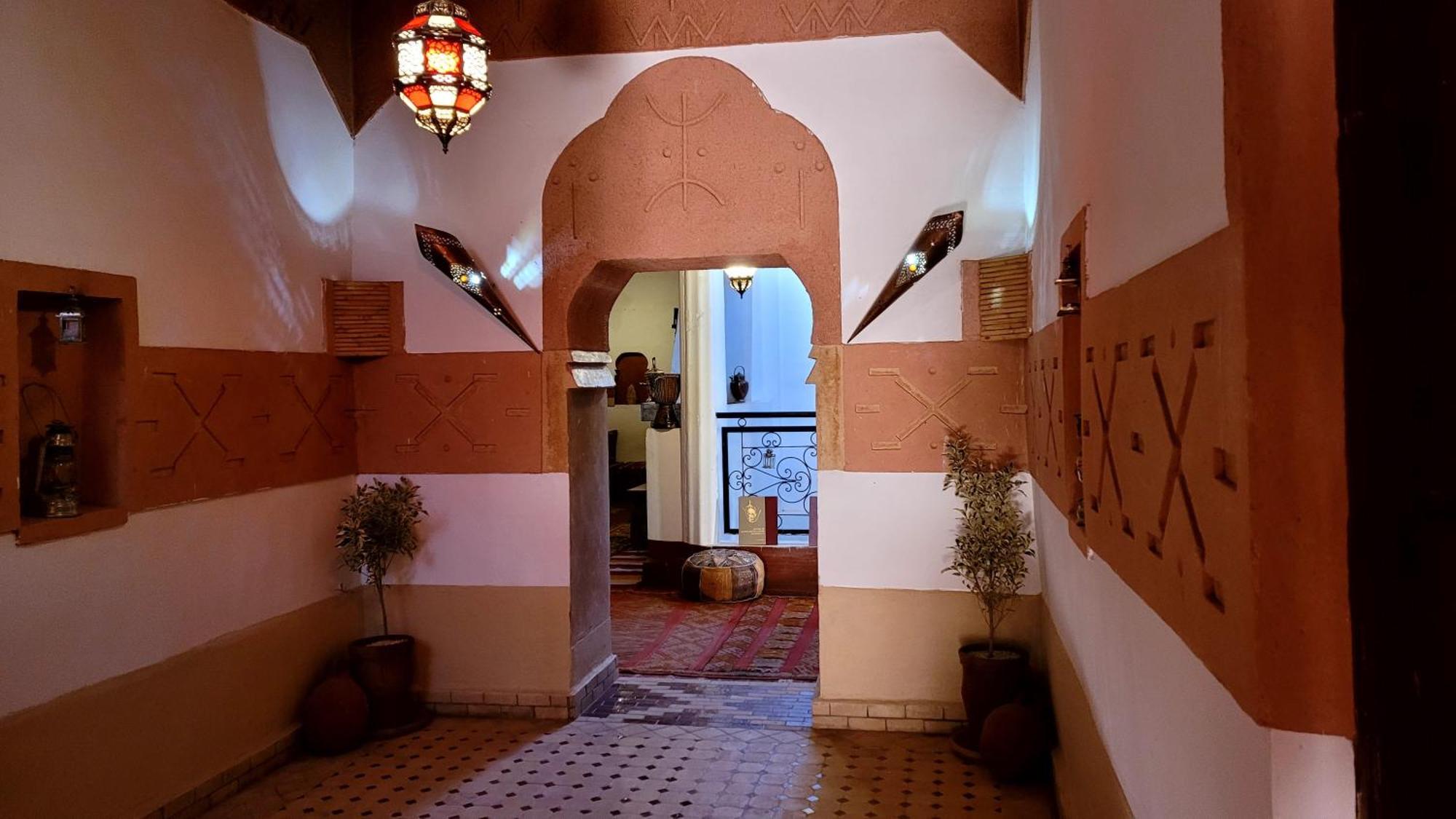 Tafsut Dades Guesthouse Stay With Locals Tamellalt  Luaran gambar