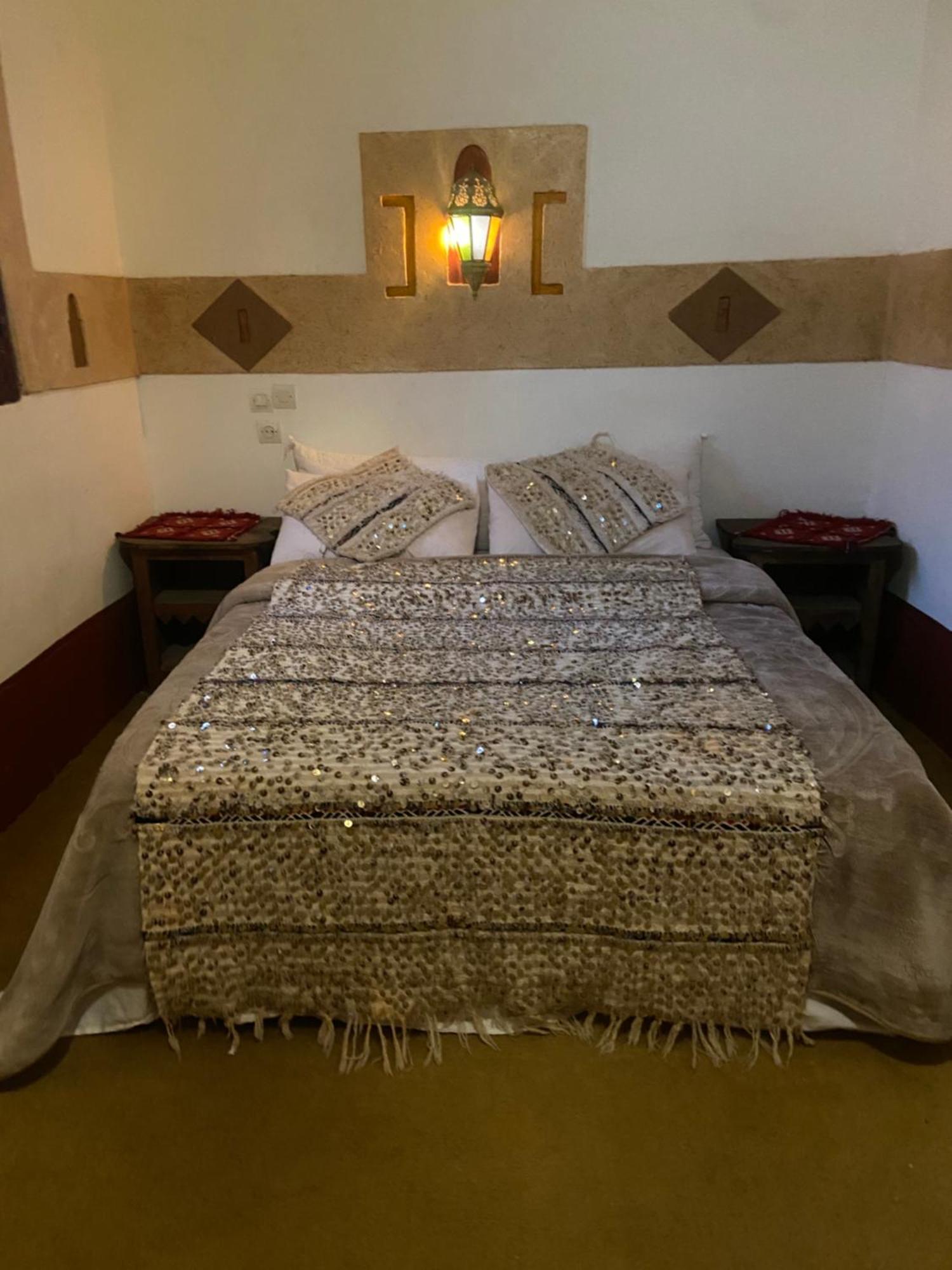 Tafsut Dades Guesthouse Stay With Locals Tamellalt  Luaran gambar